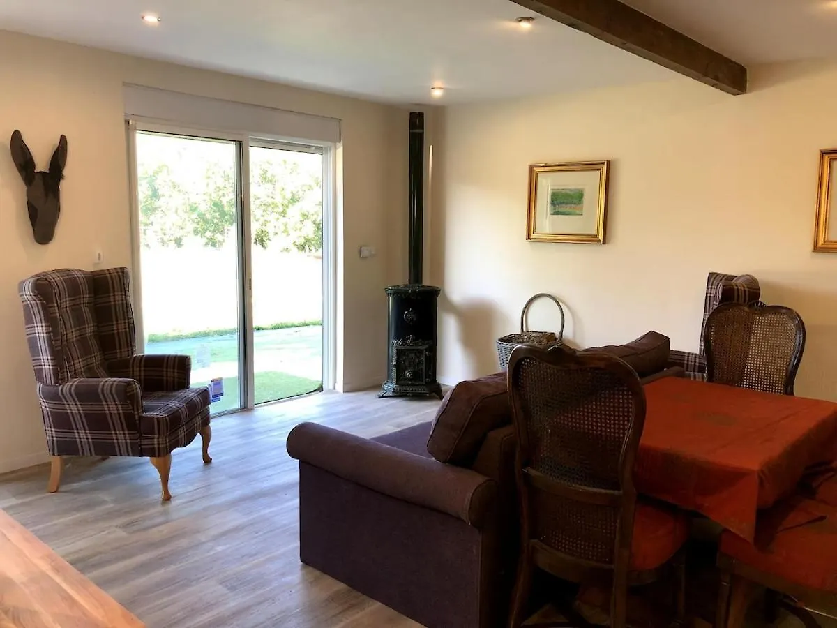 La Bergerie Luxury Cottage And Pool On Eco-Friendly Micro-Farm Duravel Hébergement de vacances